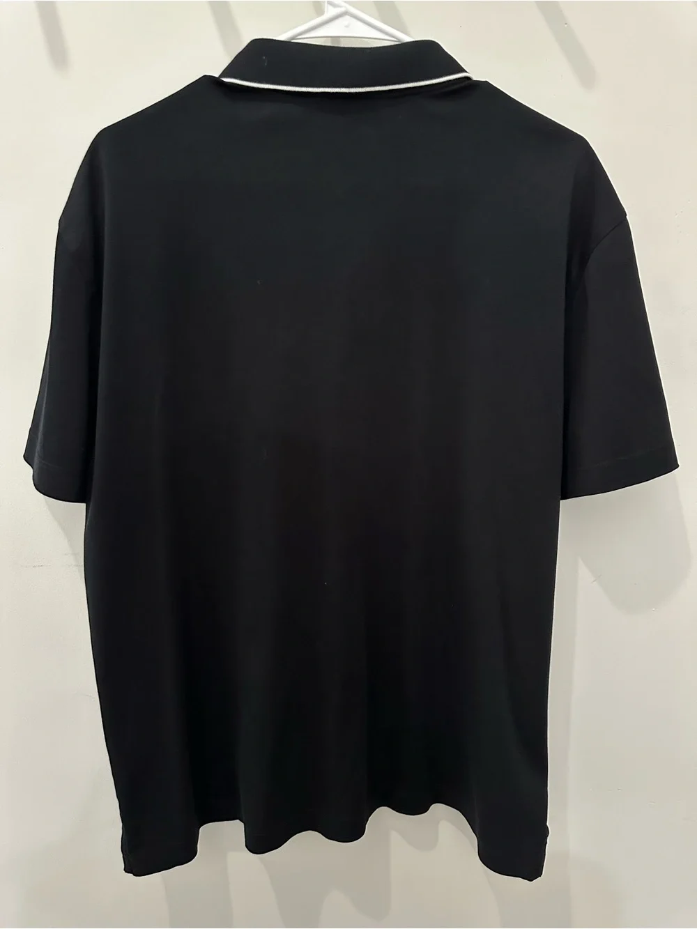 Banana Republic Men’s Luxe Touch Performance Black Short-Sleeve Button-Up Polo